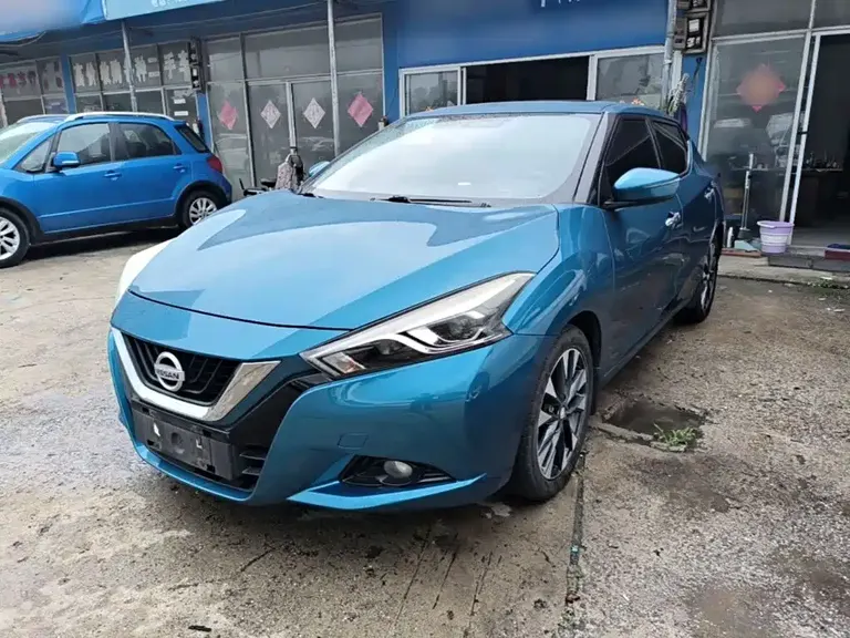 Nissan Lannia 1.6 L CVT Smart Cool