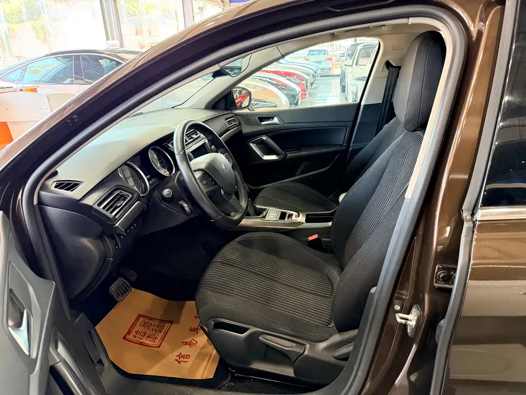 Peugeot 408 350 THP Auto Luxury