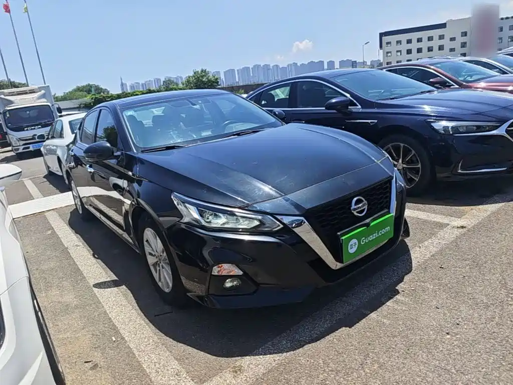 Teana 2.0 L XL Comfort