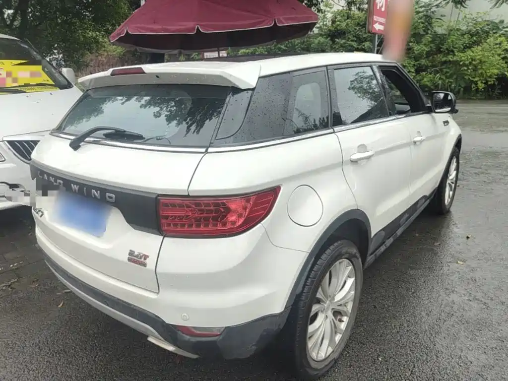 Landwind X7 2.0 T Panoramic Distinguished