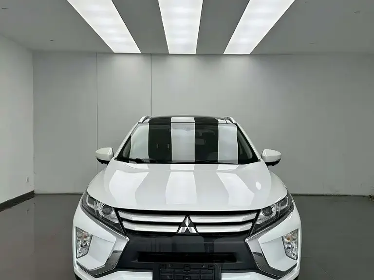 Mitsubishi Eclipse Cross 1.5 T CVT 2 WD CN-VI