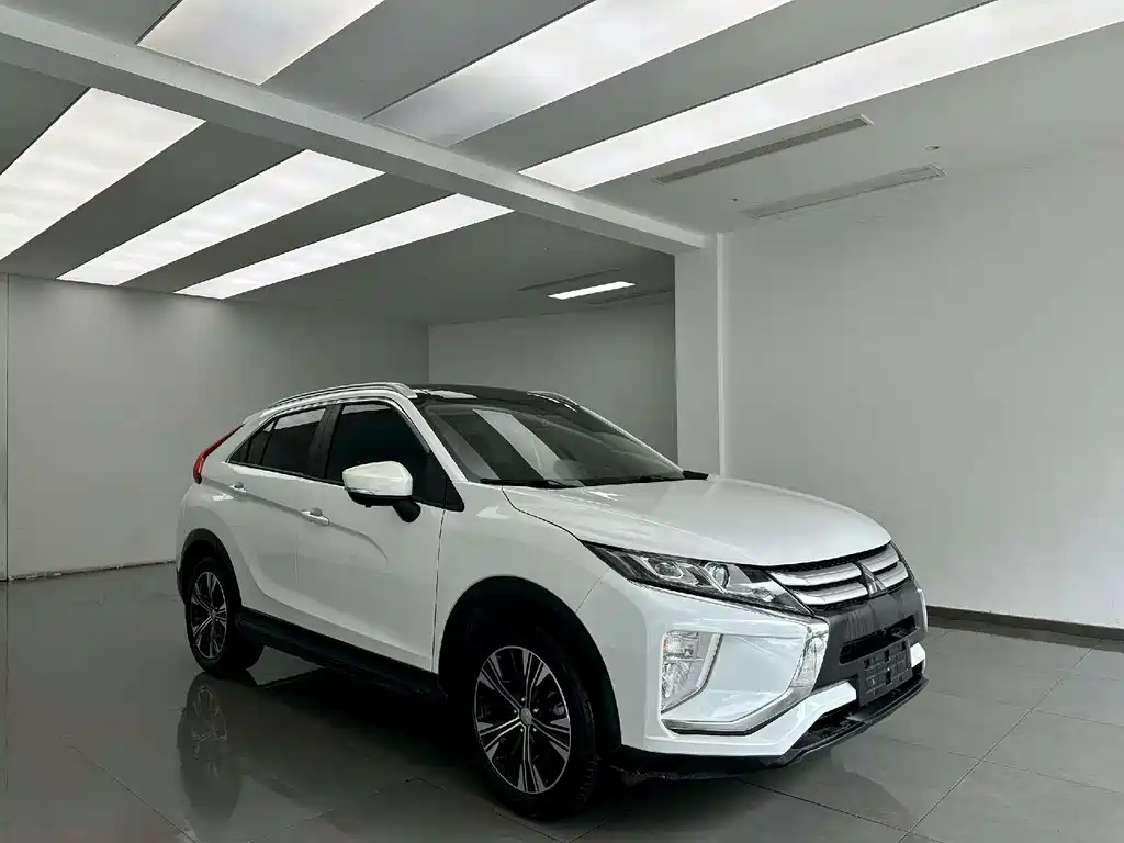 Eclipse Cross 1.5 T CVT 2 WD CN-VI