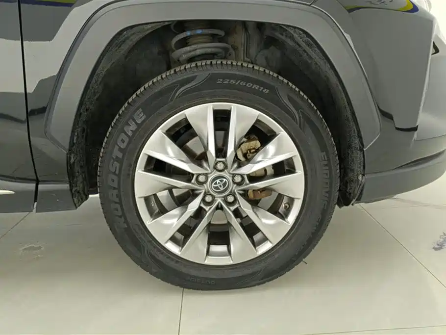 Wildlander 2.0 L CVT 4 WD Luxury