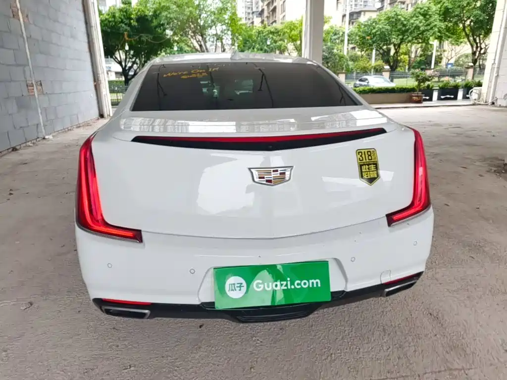 Cadillac XTS 28 T Elite