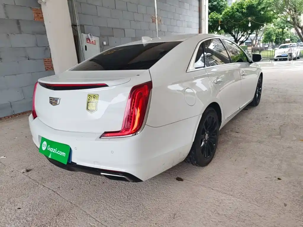 Cadillac XTS 28 T Elite