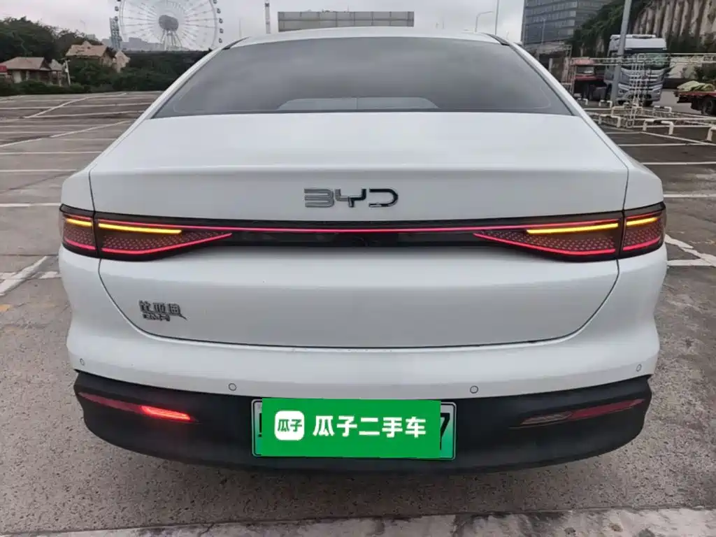 Seal 05 DM-i DM-i Smart Drive 55 KM Luxury