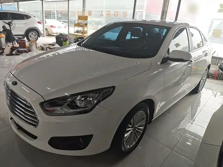 Ford Escort 1.5 L Manual Comfort