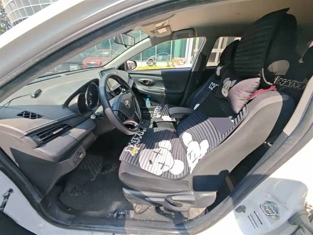 Vios 1.5 L CVT Smart Travel