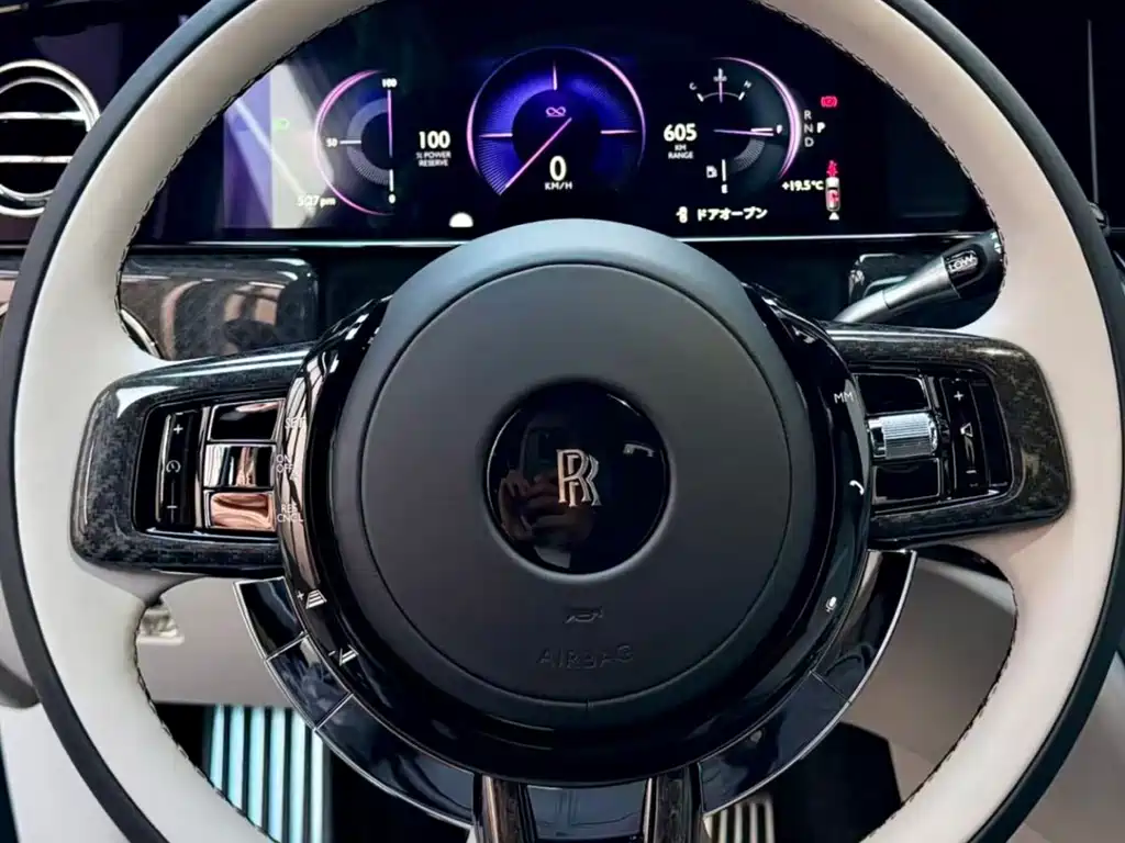 Cullinan Black Badge