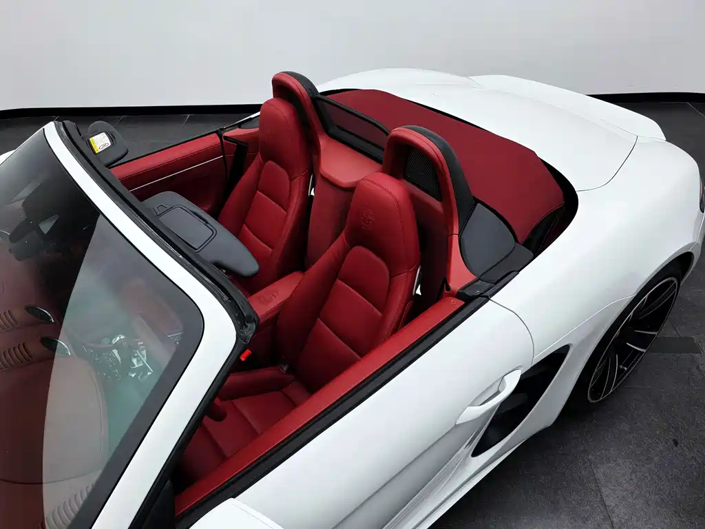 Porsche 718 Boxster 2.0 T