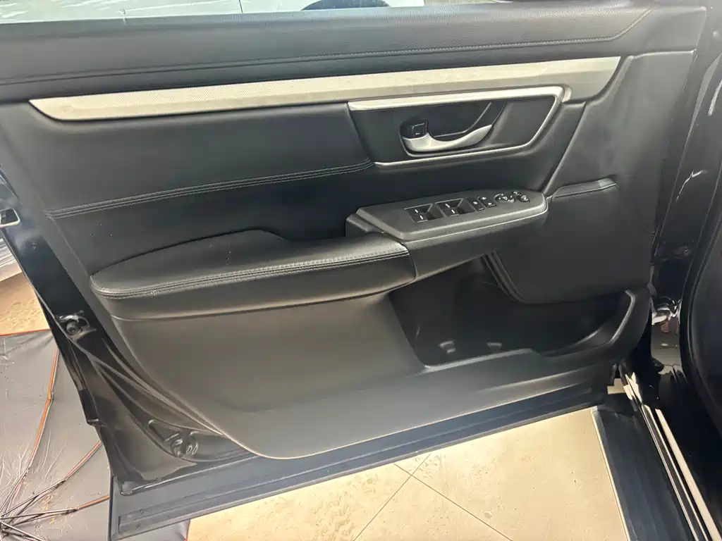 Honda CR-V 240 TURBO CVT 2 WD Urban