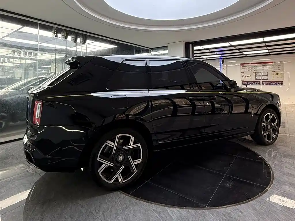Cullinan 5-seat