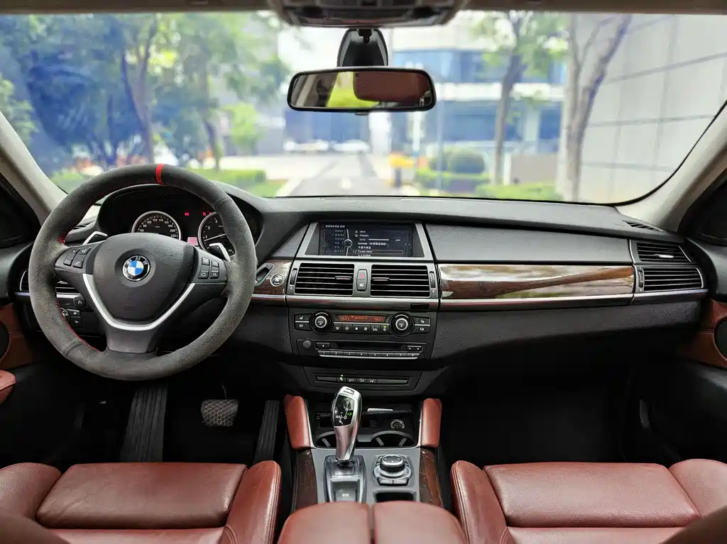 BMW X6 xDrive35 i