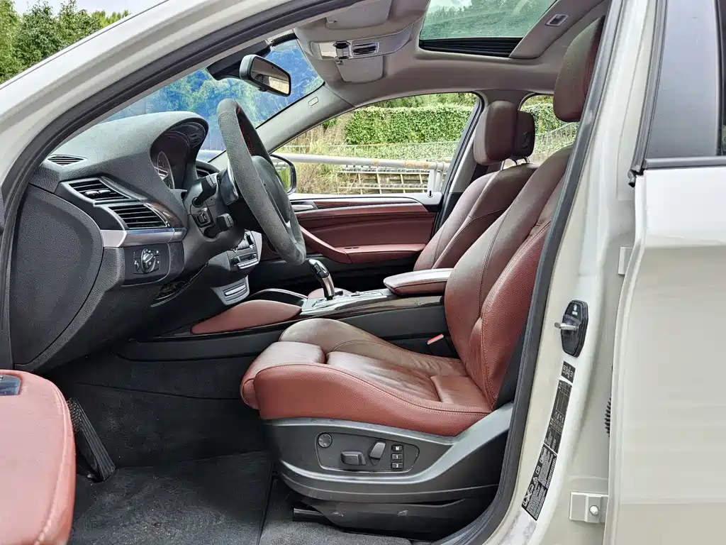 BMW X6 xDrive35 i