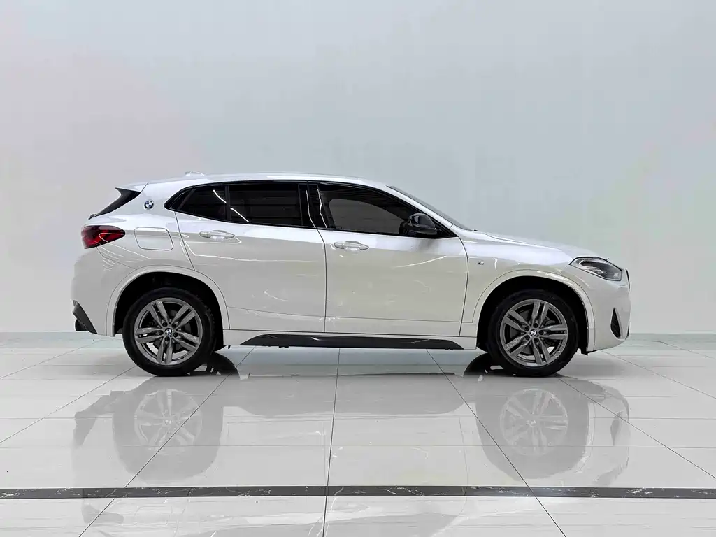 BMW X2 sDrive25 i M Sport Night
