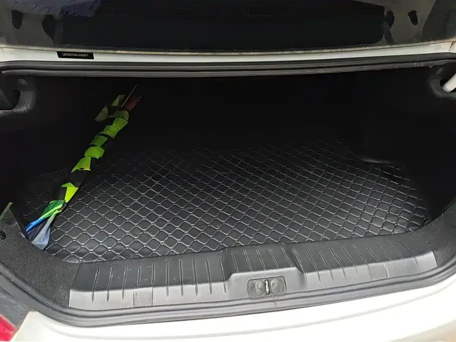 Peugeot 308 Pleasure Classic 1.6 L Manual Superior Style