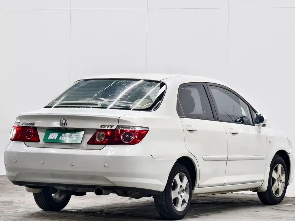 City (Sidi) 1.5 L Auto Comfort