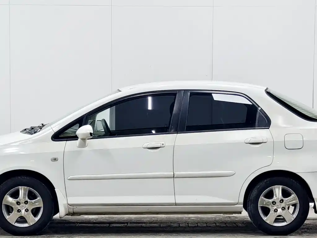 City (Sidi) 1.5 L Auto Comfort