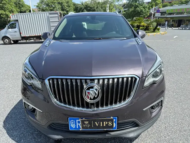 Buick Envision Plus 20 T 2 WD Leading