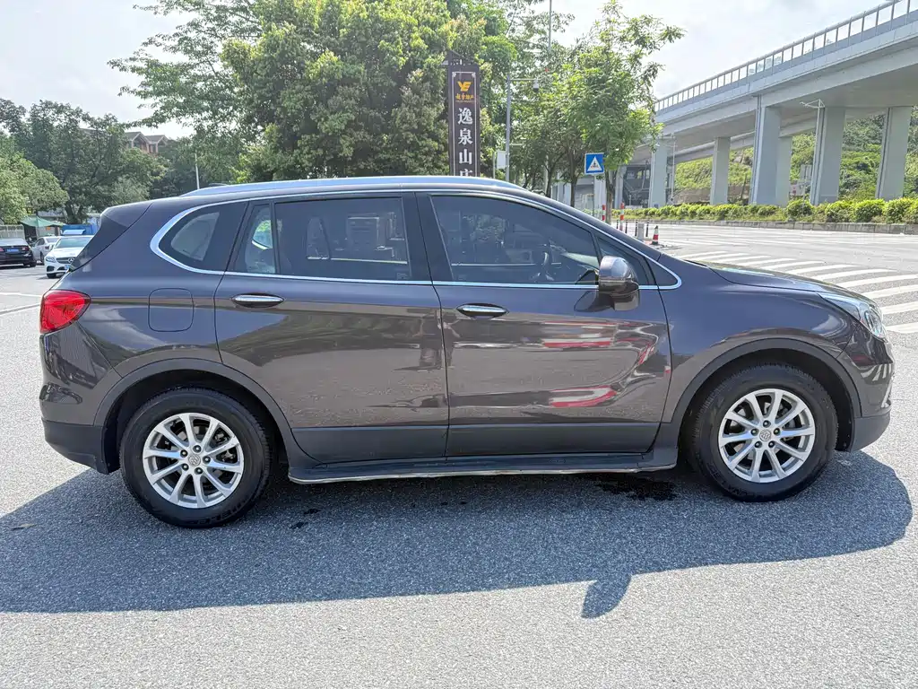 Envision Plus 20 T 2 WD Leading