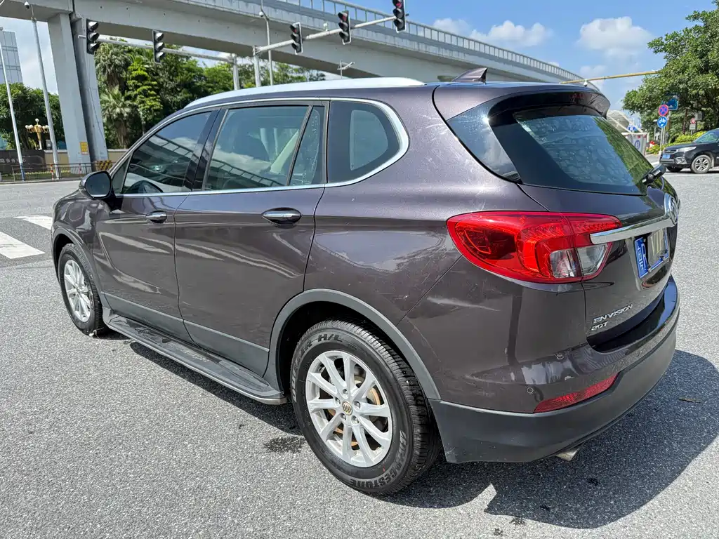 Envision Plus 20 T 2 WD Leading