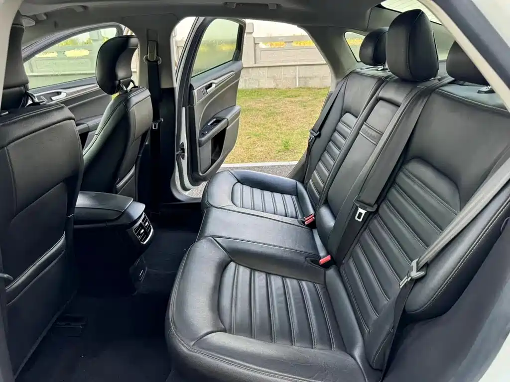 Mondeo 2.0 L GTDi200 Fashion