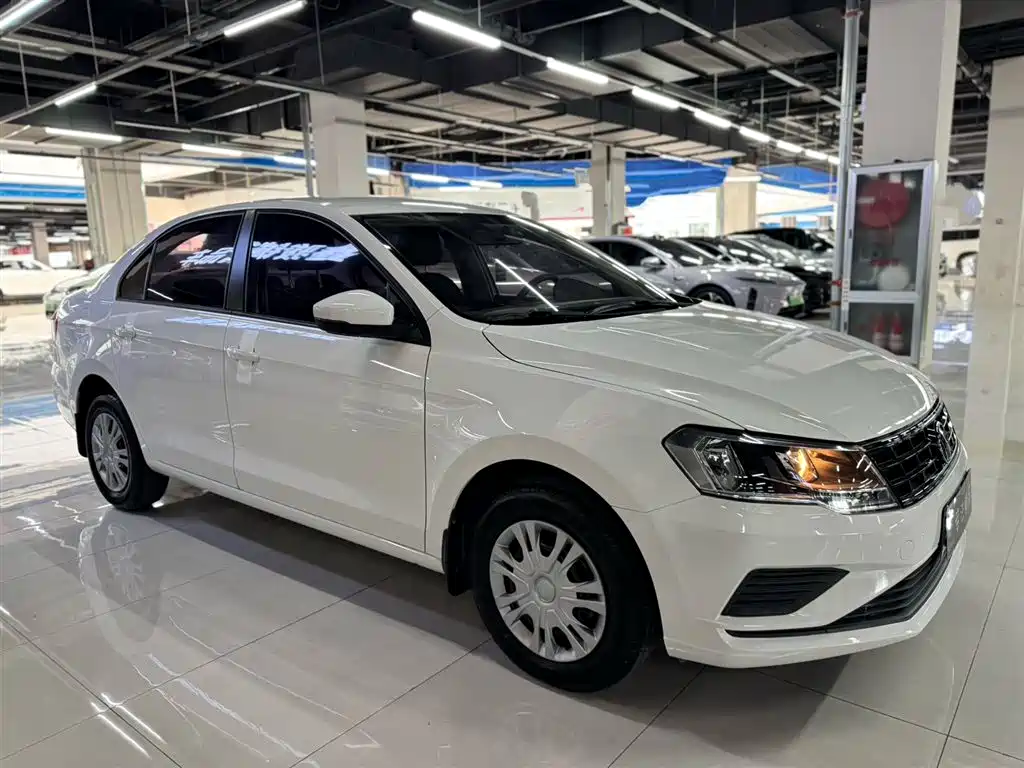 Jetta 1.4 L Manual Fashion