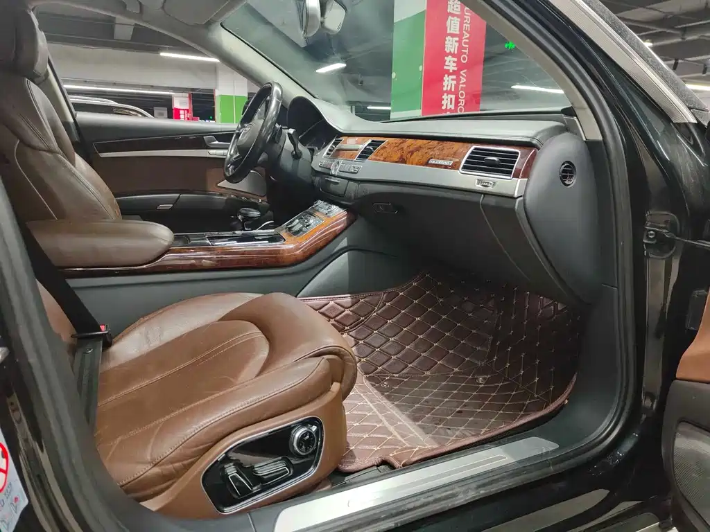 Audi A8 A8 L 3.0 TFSI quattro Comfort 213 kW
