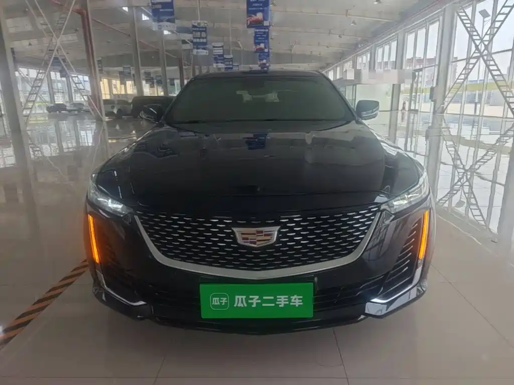 Cadillac CT5 28 T Luxury