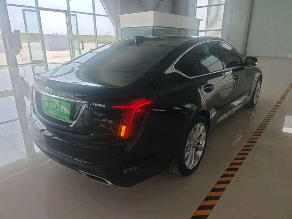 Cadillac CT5 28 T Luxury