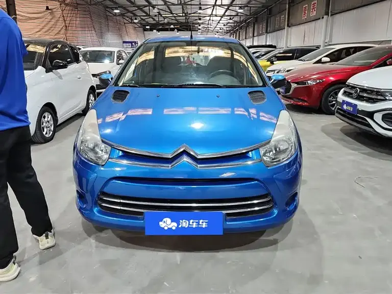 Citroën C2 雪铁龙C2 2012款 1.4 L 手动运动型