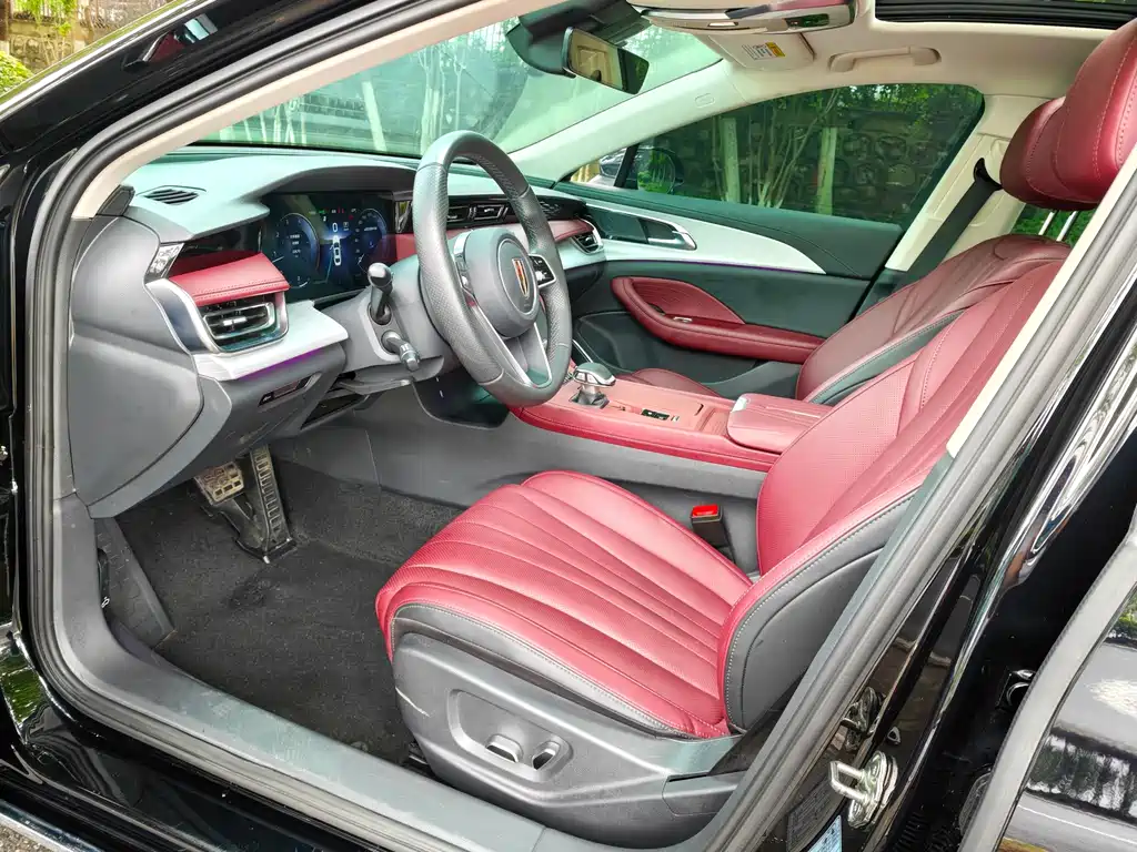 Hongqi H5 2.0 T Auto Flagship Smooth