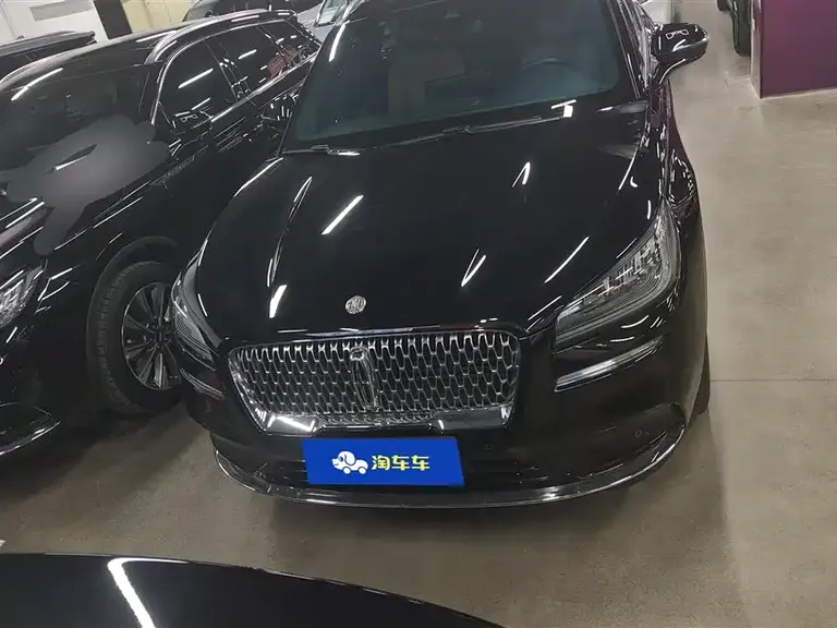 Lincoln Corsair Facelift 2.0 T 2 WD Graceful