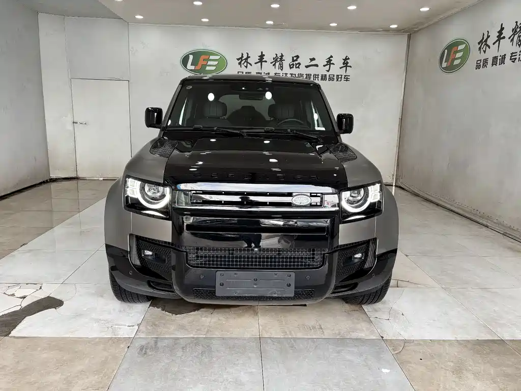 Land Rover Defender 110 3.0 T P400 X