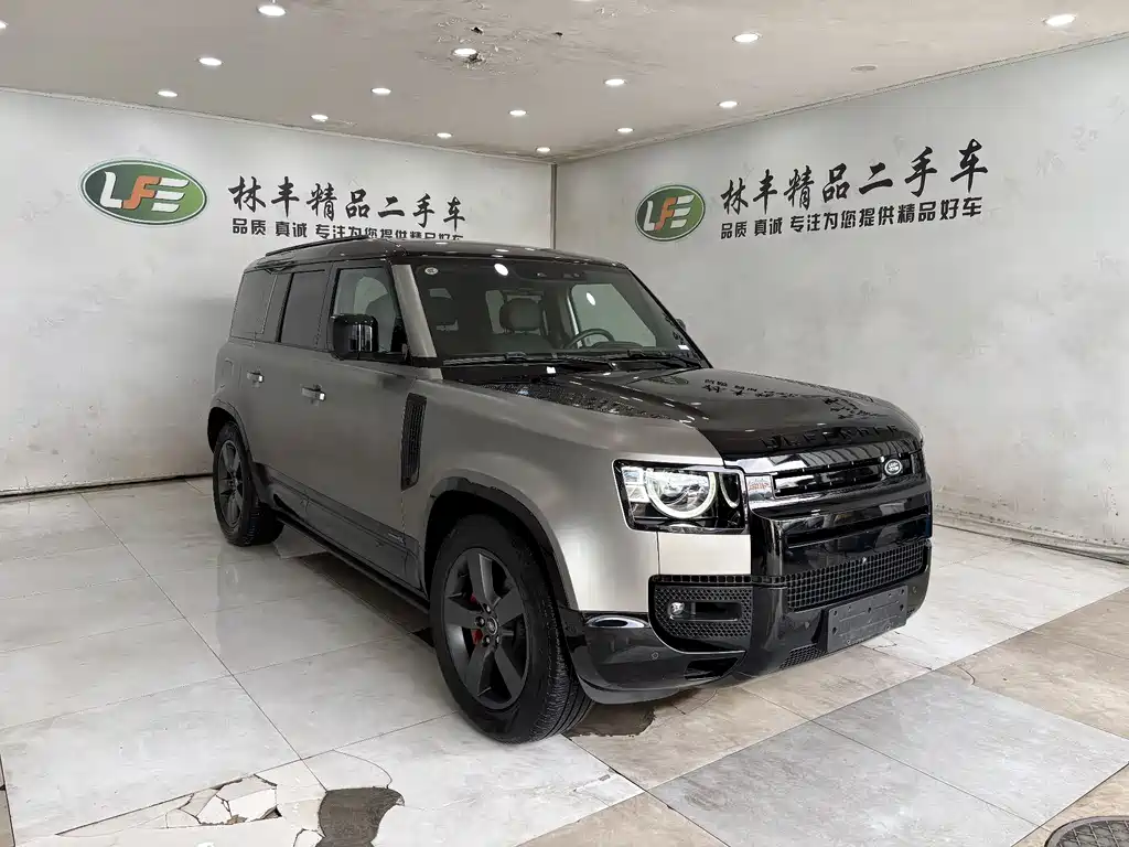 Land Rover Defender 110 3.0 T P400 X