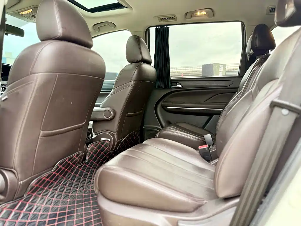 GAC Trumpchi M6 270 T DCT Luxury (7-seat) CN-VI