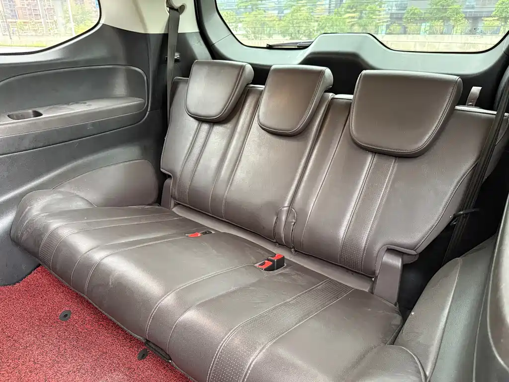 GAC Trumpchi M6 270 T DCT Luxury (7-seat) CN-VI