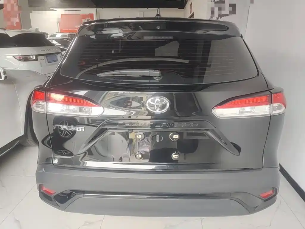 Frontlander 2.0 L CVT Leading