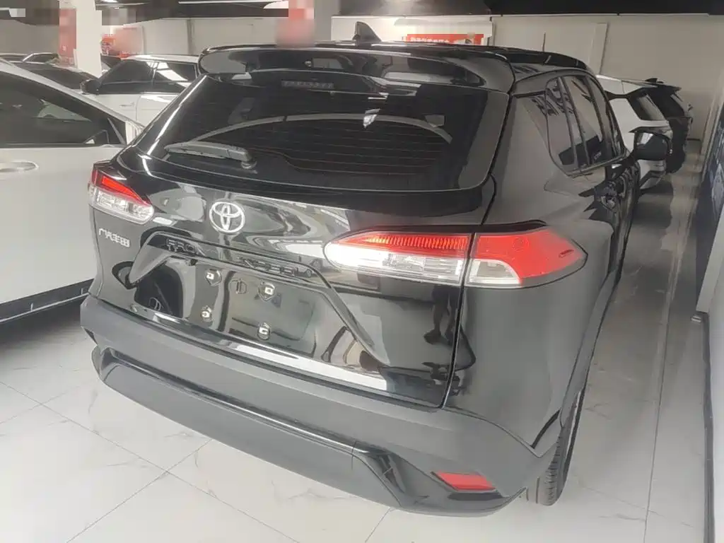 Frontlander 2.0 L CVT Leading