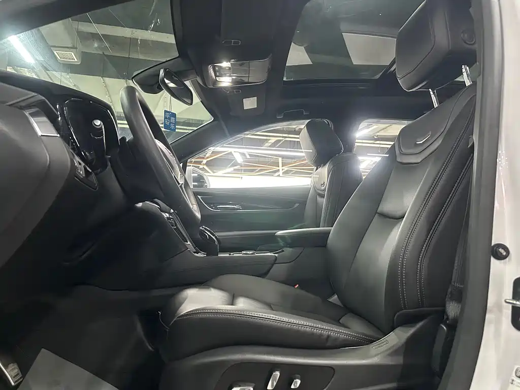 Cadillac XT5 28 T Luxury