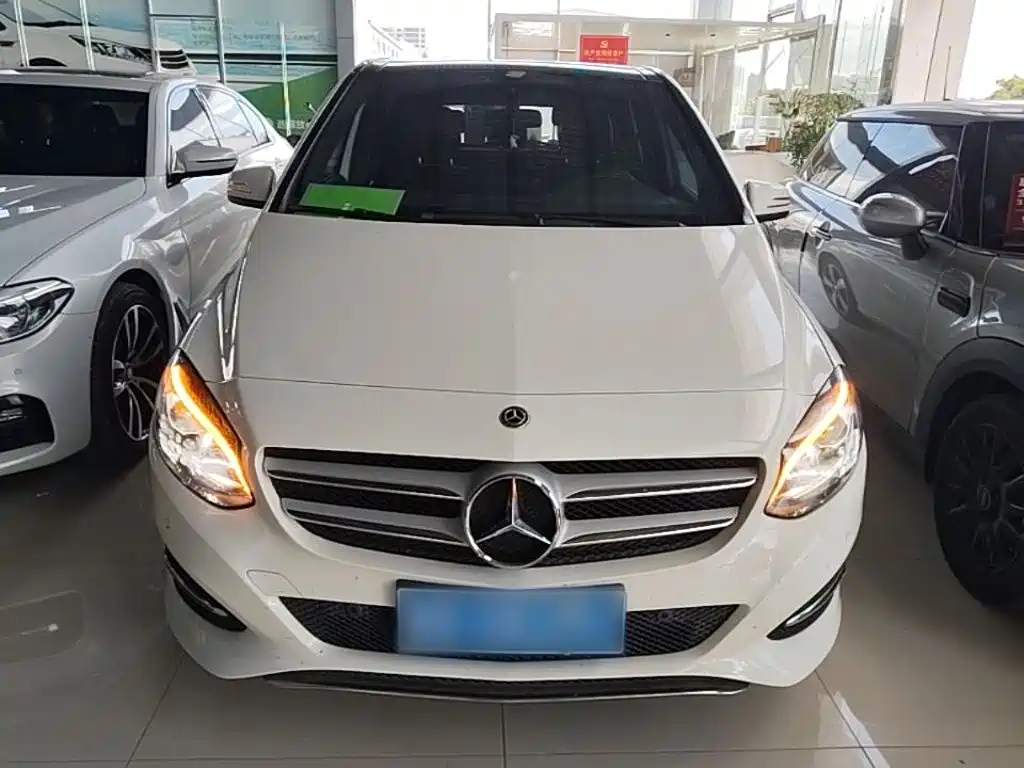 Mercedes-Benz B-Class B 200 Fashion