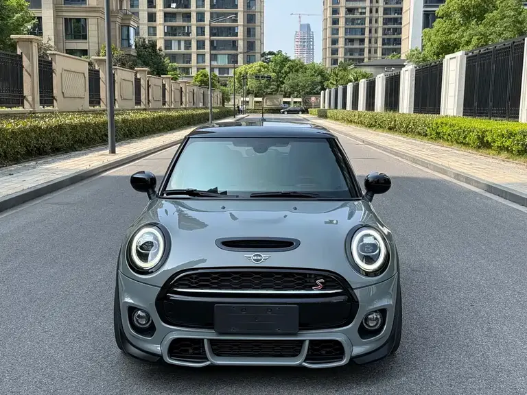 MINI 2.0 T COOPER S Racer