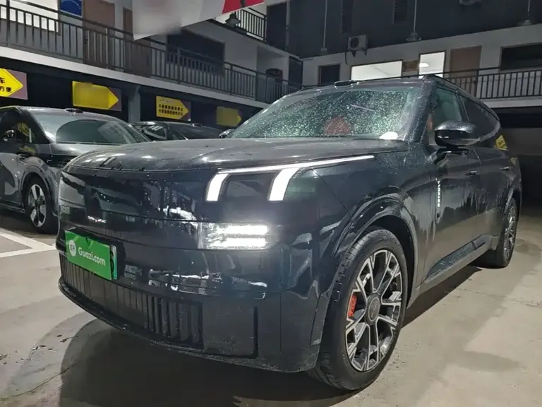 Lynk & Co 900 领克900 2025款 2.0 T Ultra 6座