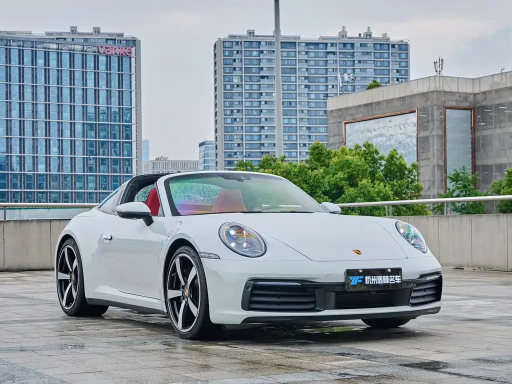 Porsche 911 Targa 4 3.0 T