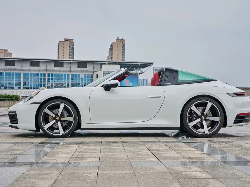 Porsche 911 Targa 4 3.0 T