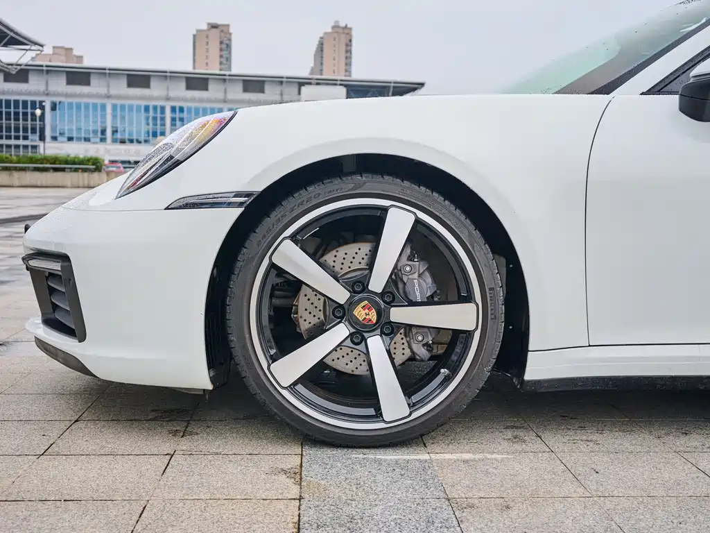 Porsche 911 Targa 4 3.0 T