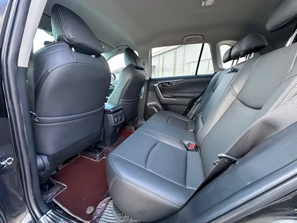 Wildlander 2.0 L CVT 2 WD Leading