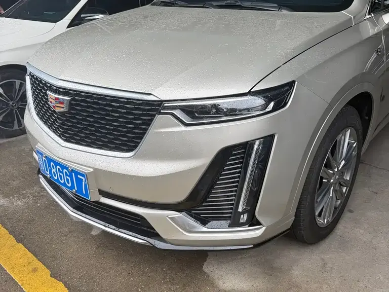 Cadillac XT6 凯迪拉克XT6 2021款 28 T 六座四驱豪华型至臻音响版