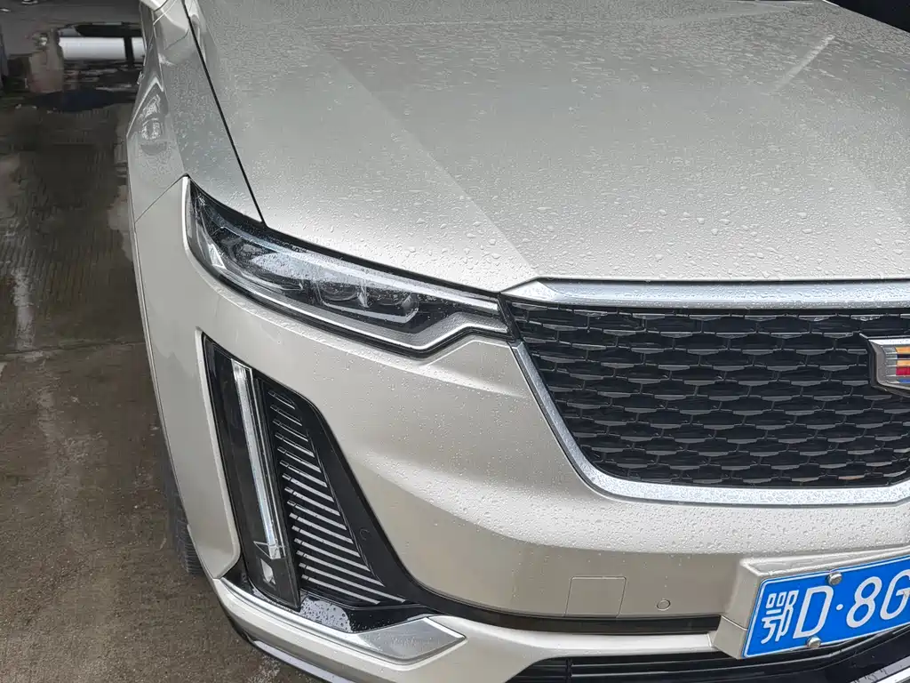 Cadillac XT6 凯迪拉克XT6 2021款 28 T 六座四驱豪华型至臻音响版