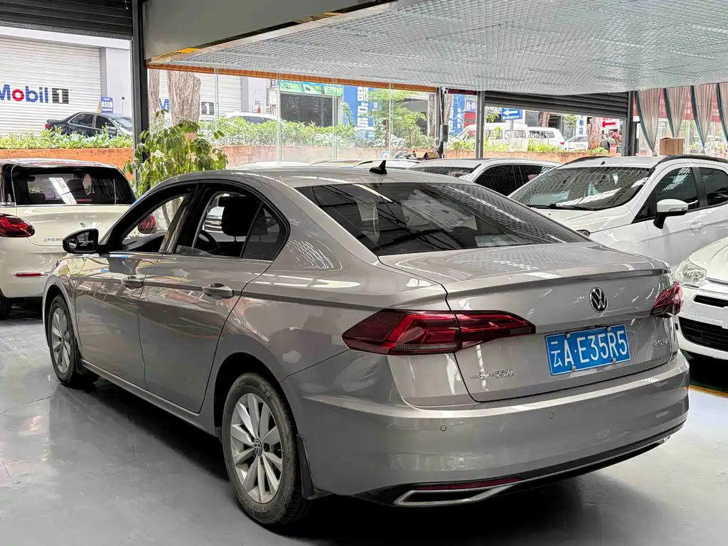 Bora 宝来 2021款 1.5 L 手动舒适智联版